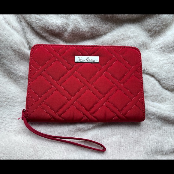 ❣️Vera Bradley Red Wristlet Wallet❣️ - Picture 7 of 13